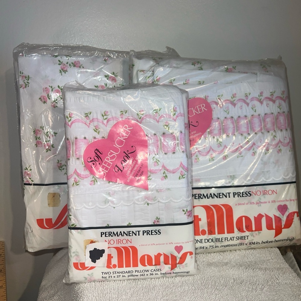 Vintage St Mary’s Seersucker Pink Floral Full Sheet Set NOS